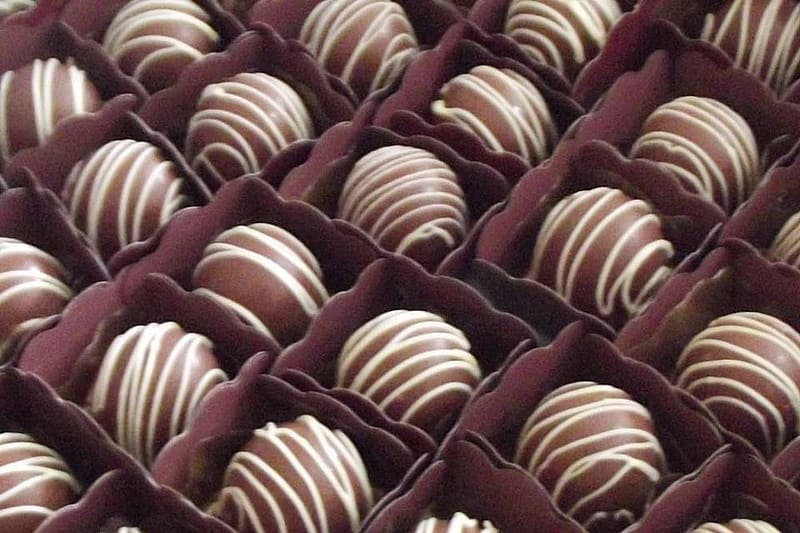 trufas-3_13_246603-1554384517 Medium.jpeg